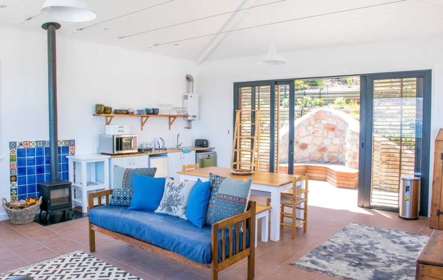 Modern Beach Apartment By Open Home Kalk Bay Exterior photo